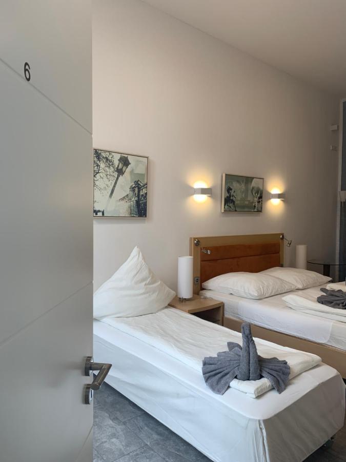 Duesseldorf 5 Min To Train Station Private Düsseldorf
